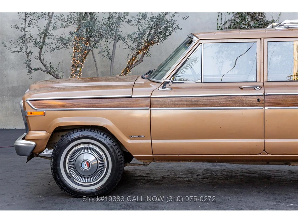 1982 Jeep SJ Wagoneer - Image 11 of 31