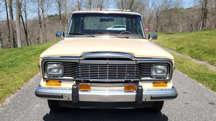1982 Jeep SJ Wagoneer - Image 10 of 12