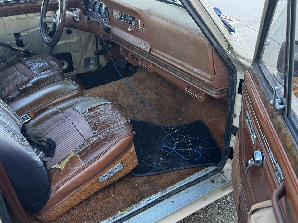 1982 Jeep SJ Wagoneer - Image 6 of 7