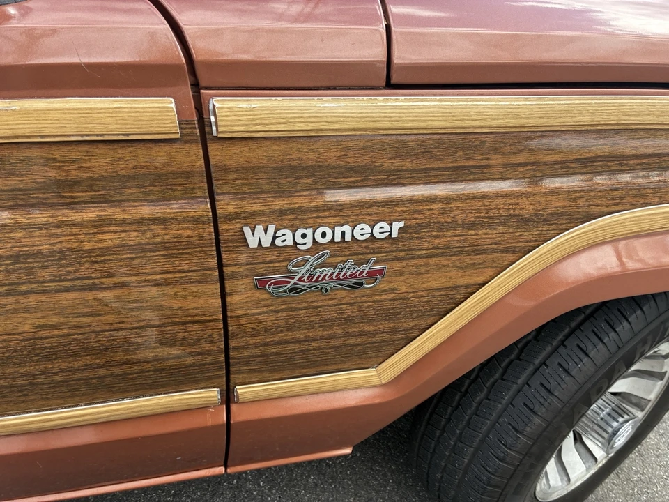 1982 Jeep SJ Wagoneer - Image 14 of 21