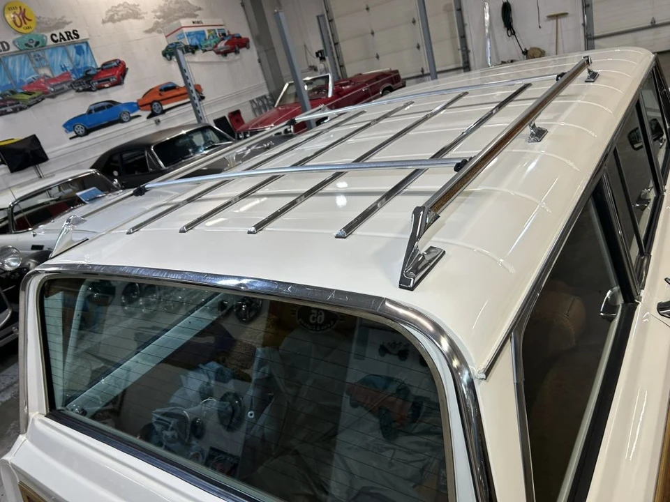 1982 Jeep SJ Wagoneer - Image 17 of 21