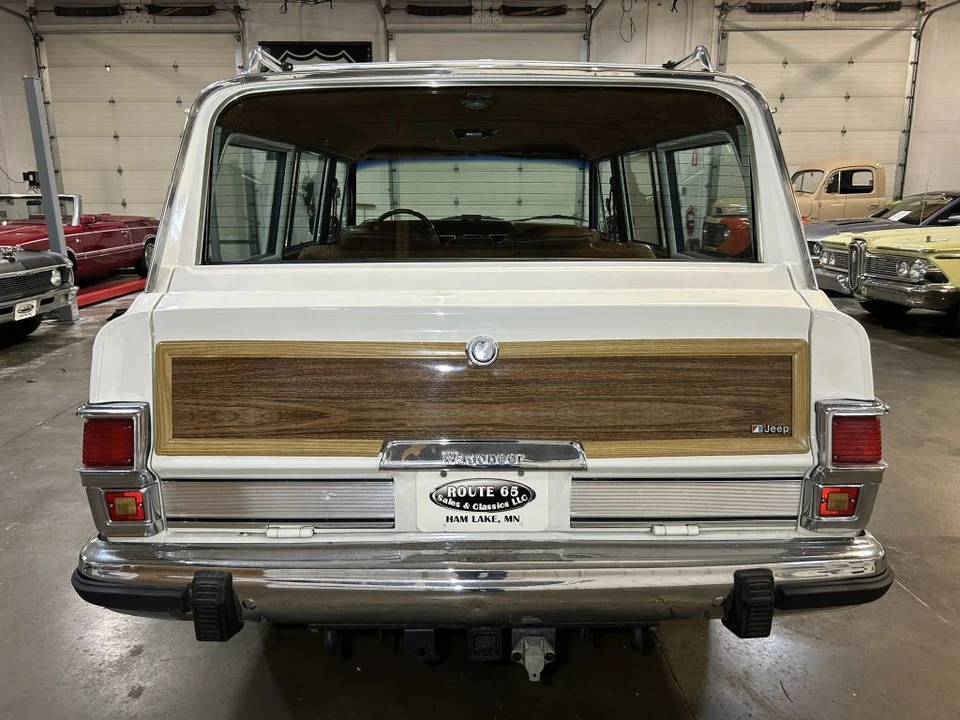 1982 Jeep SJ Wagoneer - Image 6 of 21