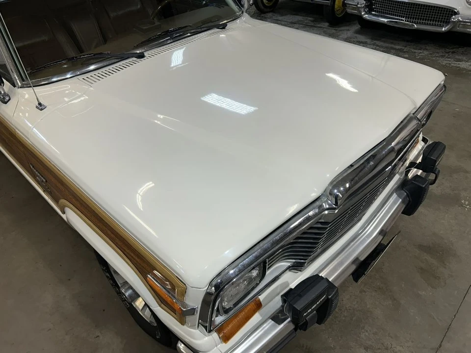 1982 Jeep SJ Wagoneer - Image 12 of 21