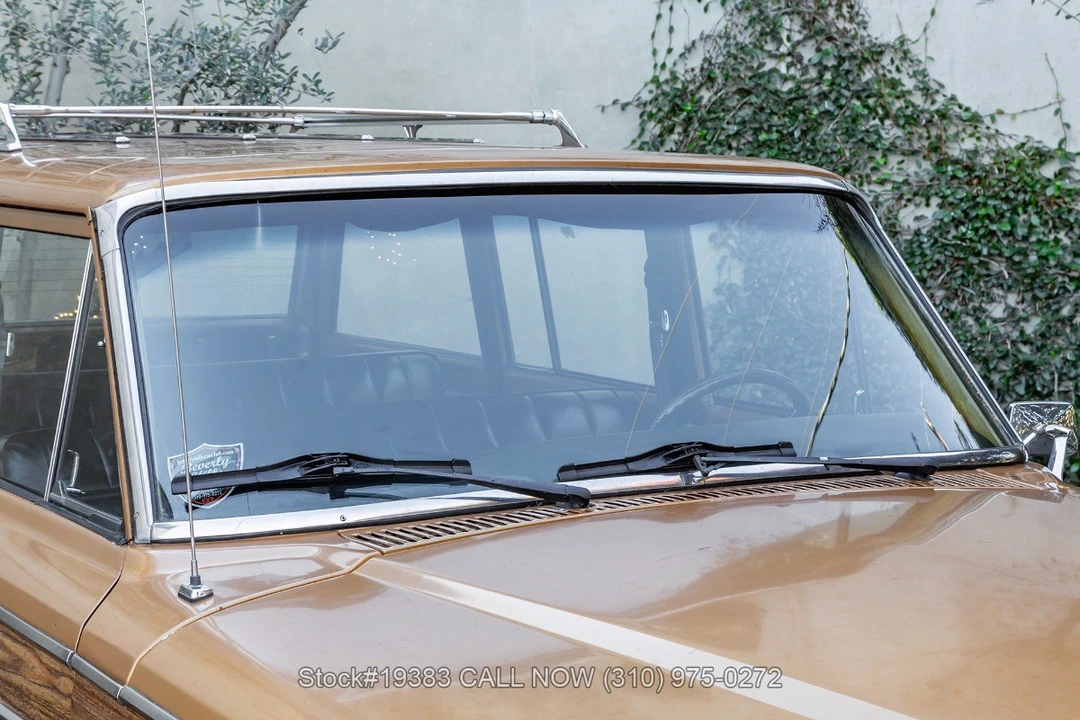 1982 Jeep SJ Wagoneer - Image 10 of 31