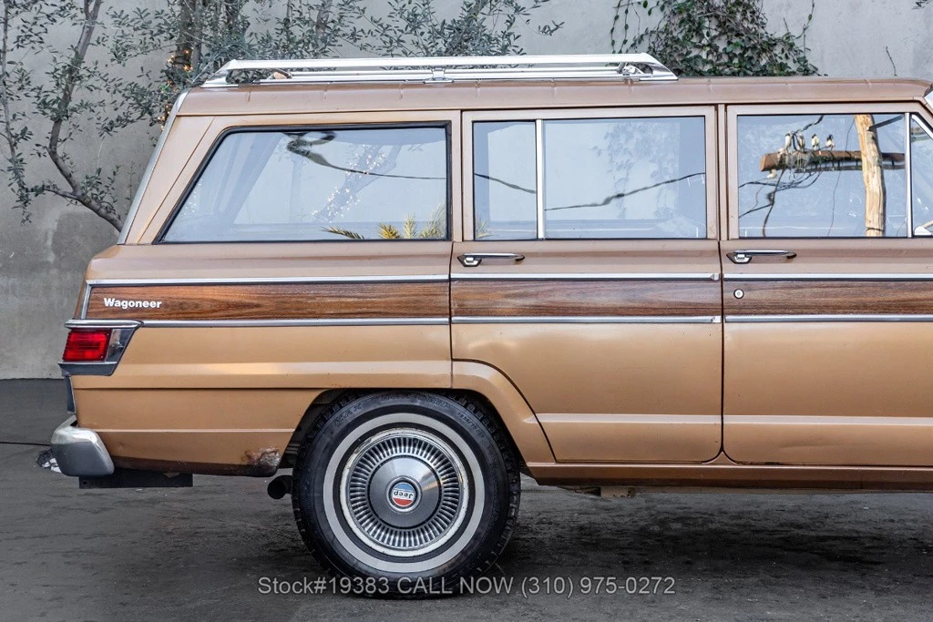 1982 Jeep SJ Wagoneer - Image 11 of 12