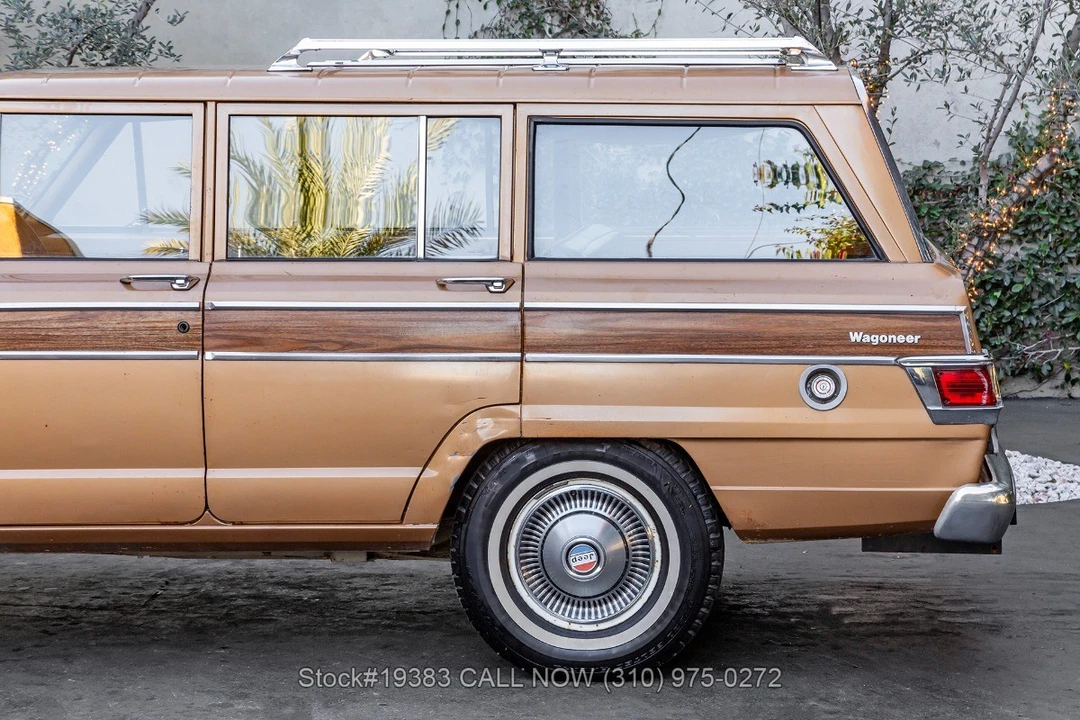 1982 Jeep SJ Wagoneer - Image 14 of 31