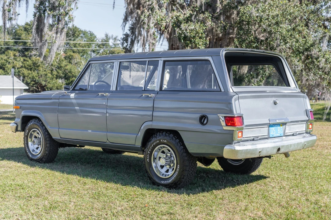 1982 Jeep SJ Wagoneer - Image 7 of 31