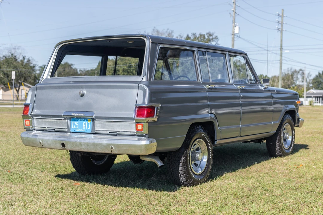 1982 Jeep SJ Wagoneer - Image 5 of 31