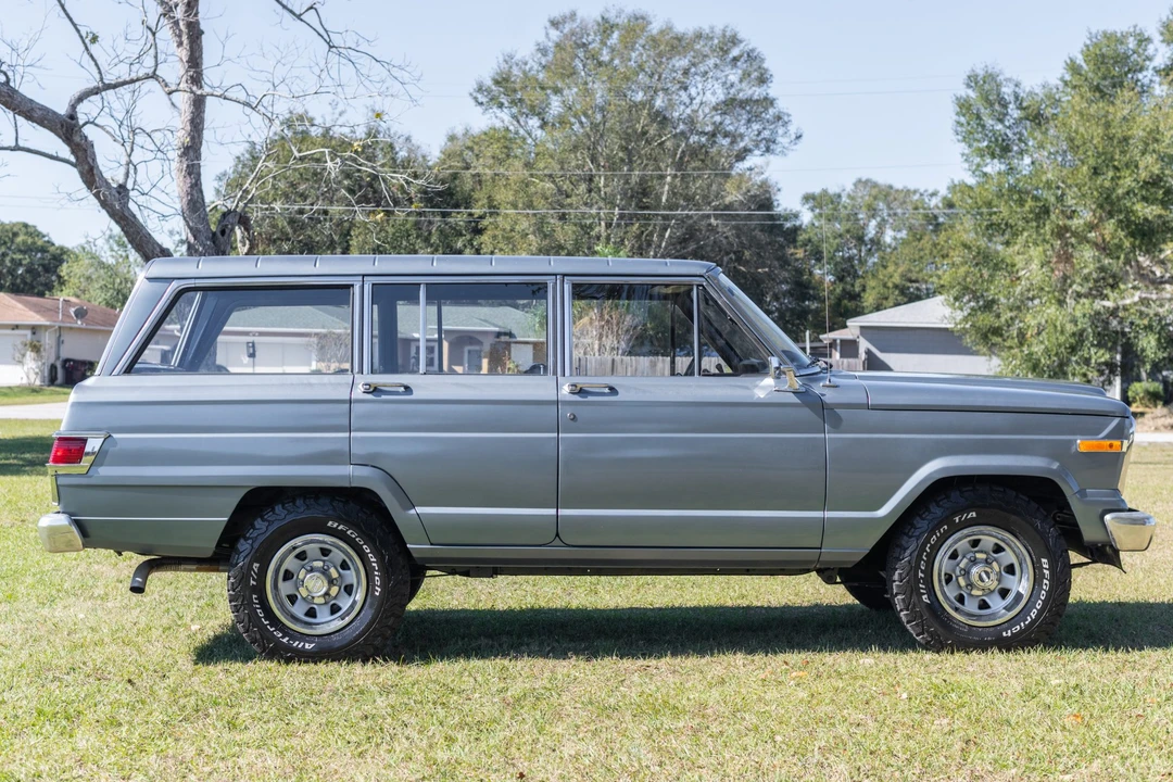 1982 Jeep SJ Wagoneer - Image 4 of 31