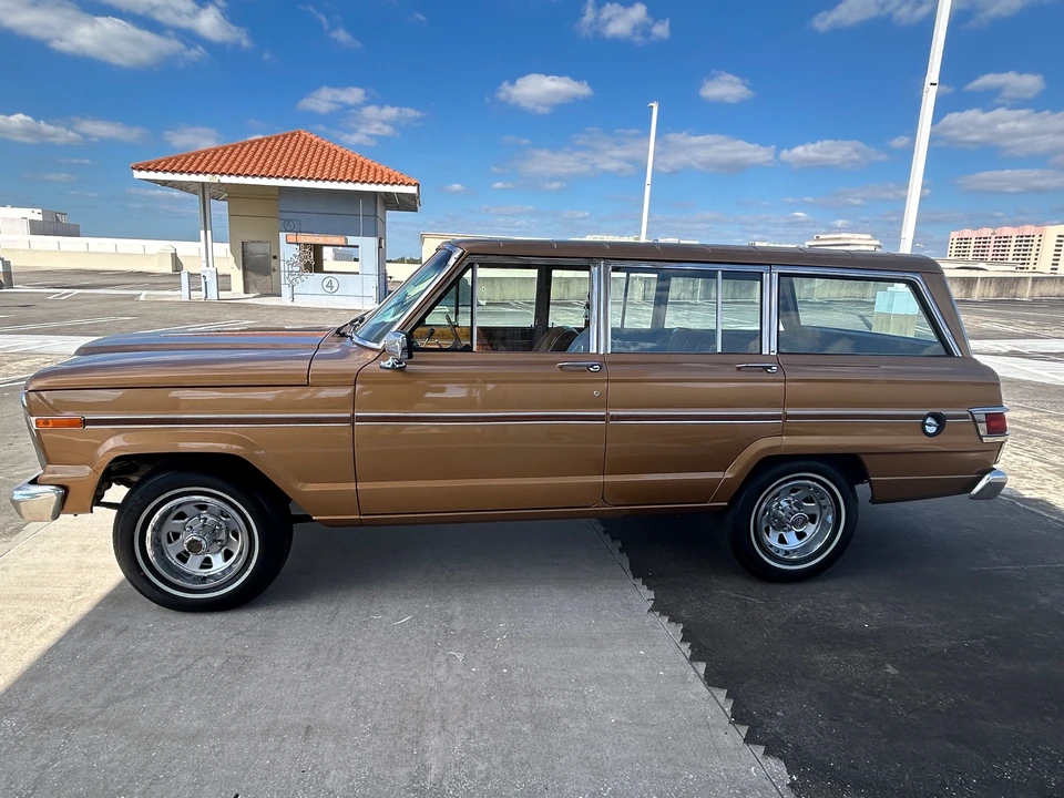 1982 Jeep SJ Wagoneer - Image 3 of 31