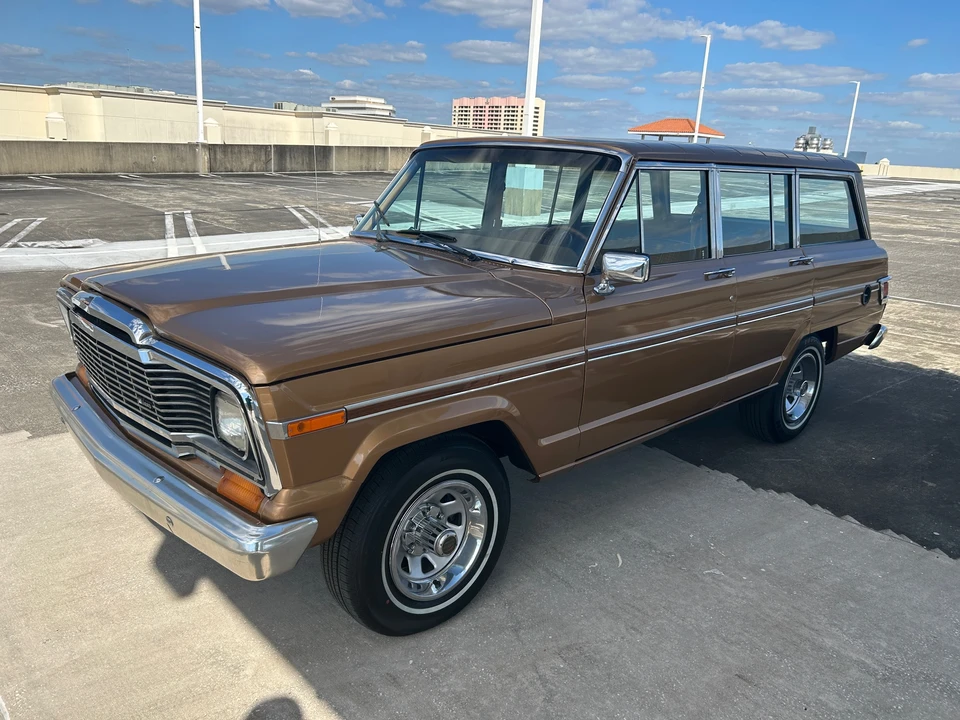 1982 Jeep SJ Wagoneer - Image 2 of 31