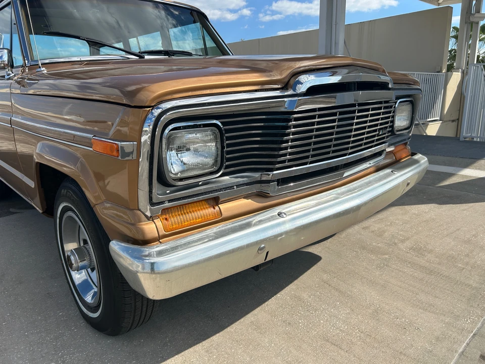 1982 Jeep SJ Wagoneer - Image 21 of 31