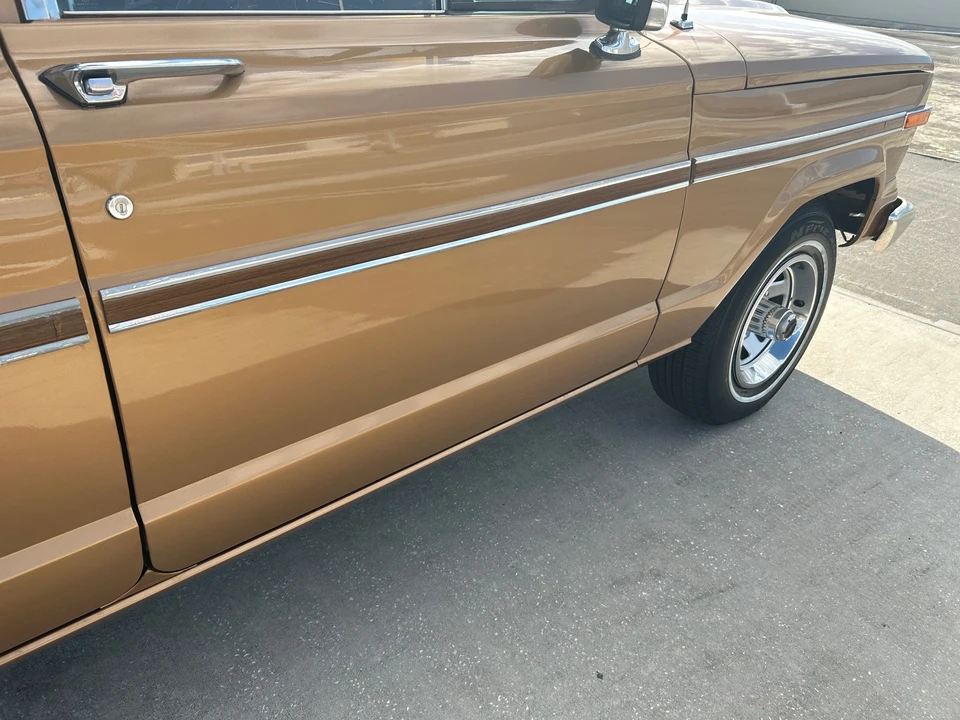 1982 Jeep SJ Wagoneer - Image 18 of 31