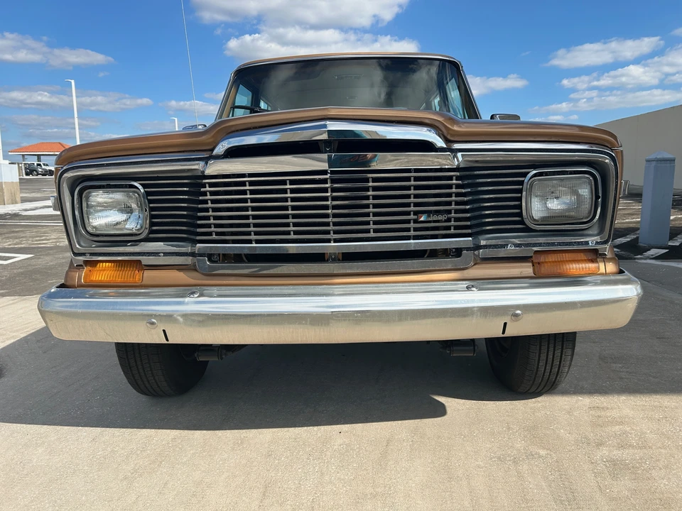 1982 Jeep SJ Wagoneer - Image 9 of 31
