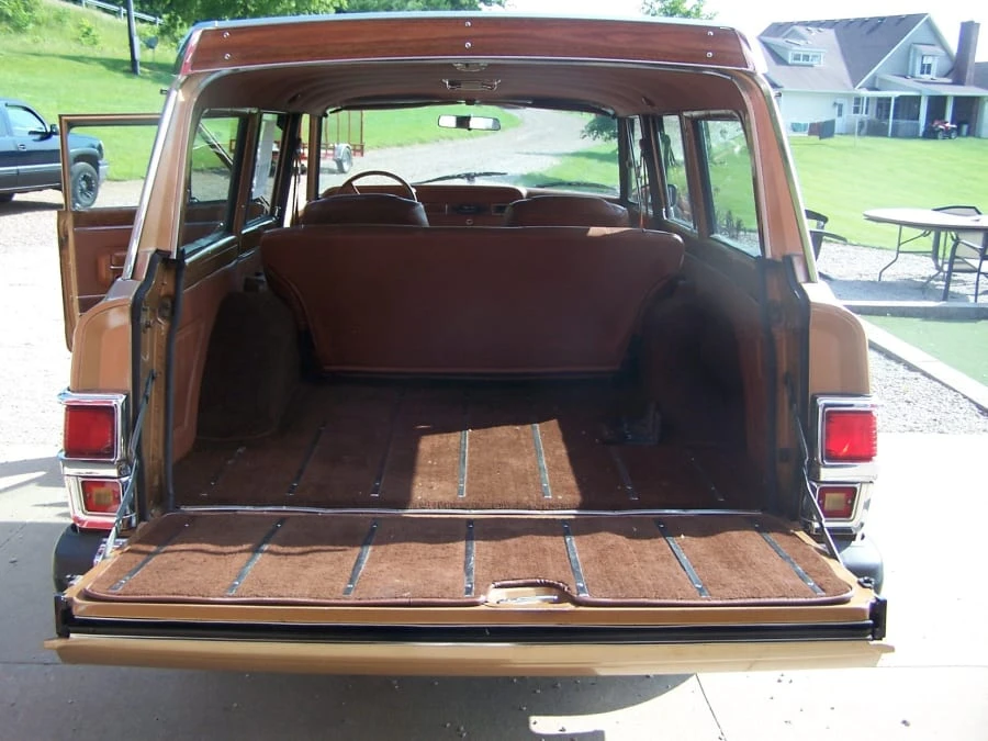 1982 Jeep SJ Wagoneer - Image 8 of 11