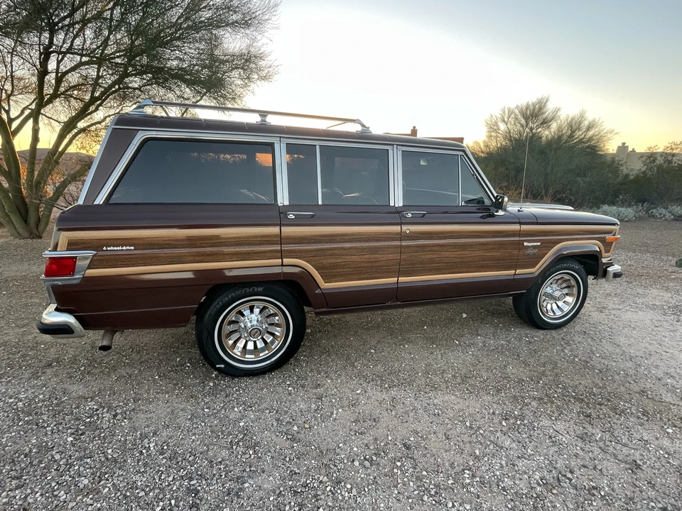 1982 Jeep SJ Wagoneer - Image 24 of 31