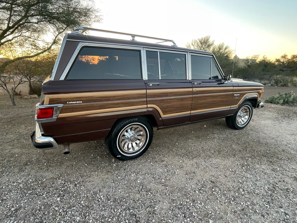 1982 Jeep SJ Wagoneer - Image 23 of 31