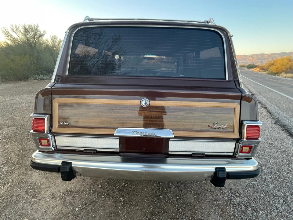 1982 Jeep SJ Wagoneer - Image 19 of 31