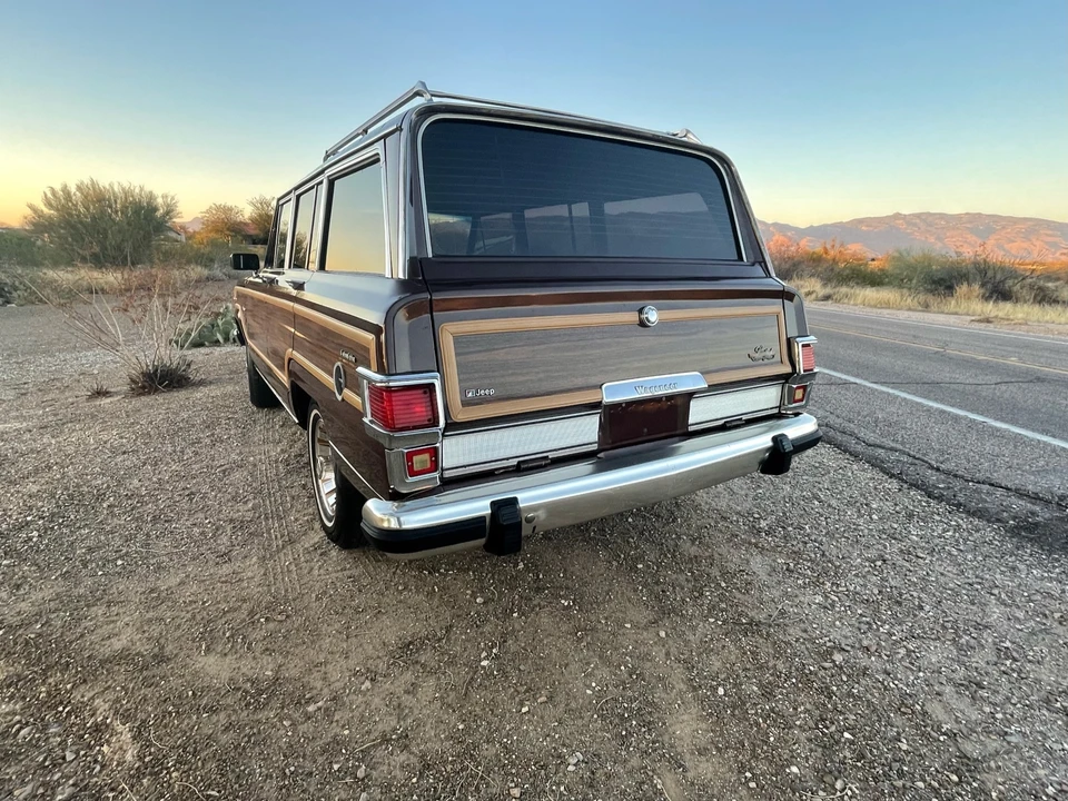 1982 Jeep SJ Wagoneer - Image 17 of 31