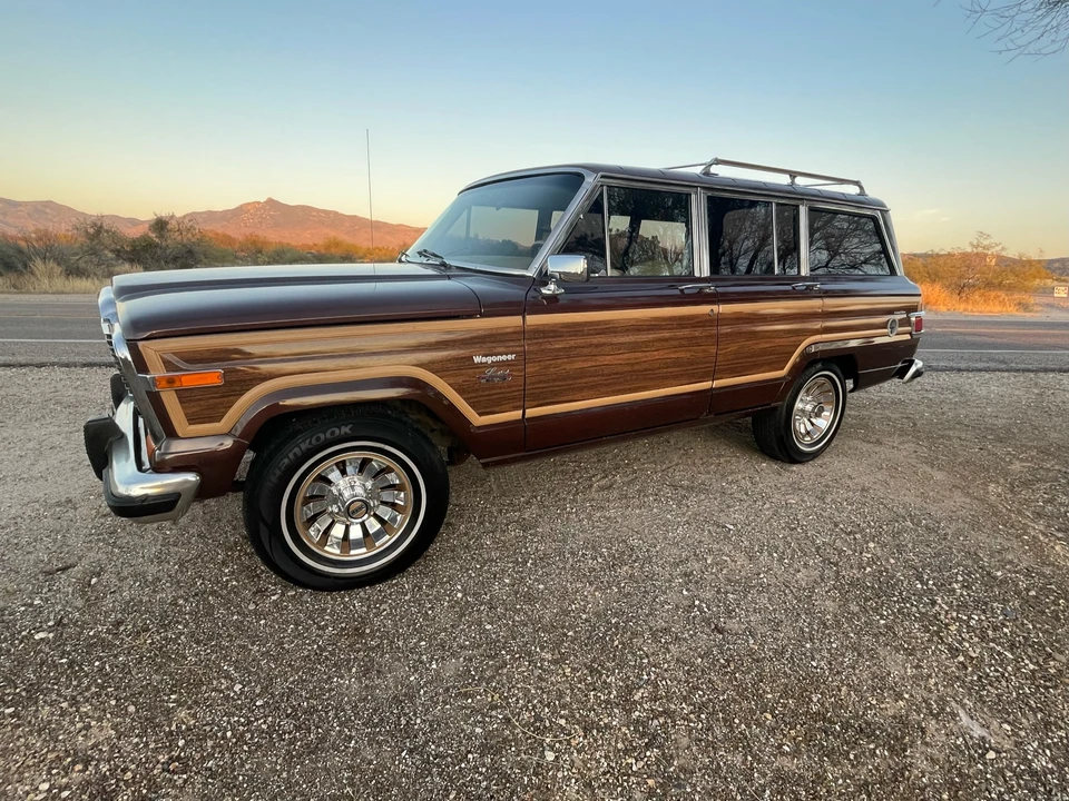 1982 Jeep SJ Wagoneer - Image 9 of 31
