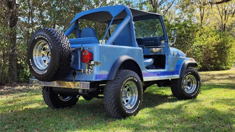 1982 Jeep CJ7 - Image 9 of 31