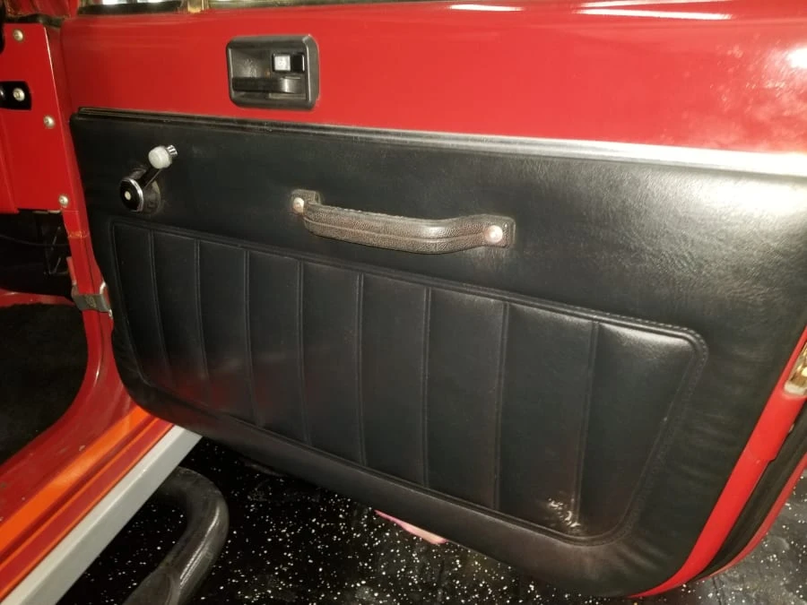 1982 Jeep CJ8 Scrambler - Image 9 of 10