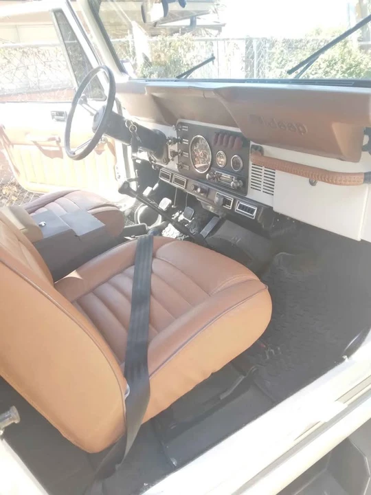 1982 Jeep CJ8 Scrambler - Image 2 of 17