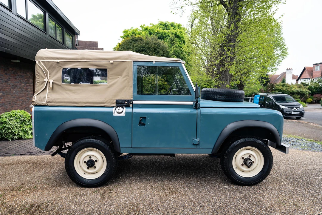 1982 Land Rover Series III 88 - Image 9 of 31