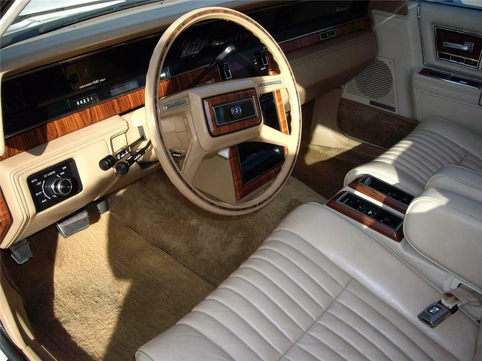 1982 Lincoln Continental 7th Gen - Image 4 of 4
