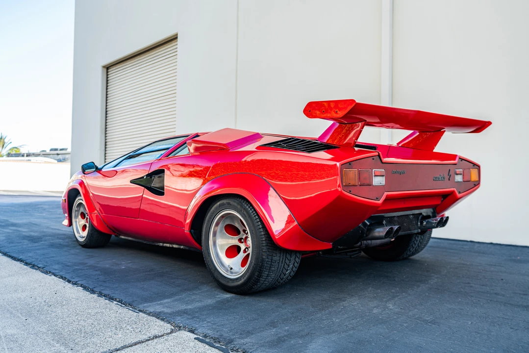 1982 Lamborghini Countach LP400 S - Image 9 of 31