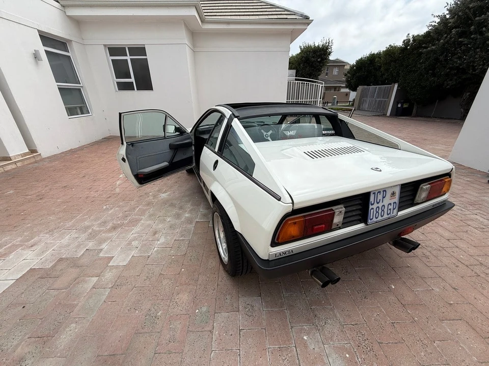 1982 Lancia Scorpion/Montecarlo - Image 19 of 30