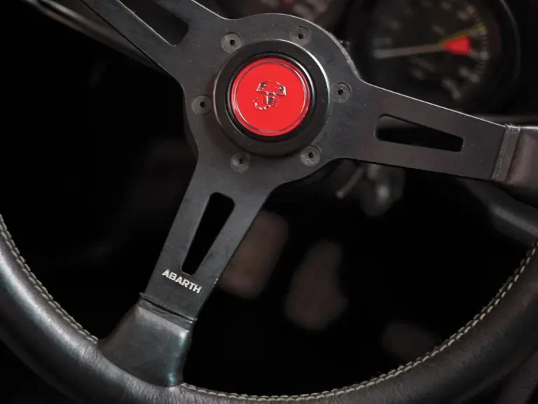 1982 Lancia - Image 13 of 25