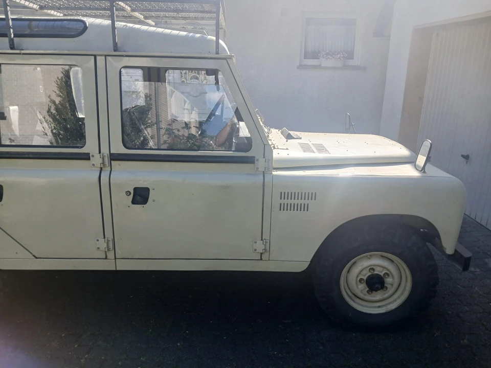 1982 Land Rover Series III 109 - Image 30 of 31