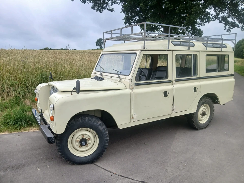 1982 Land Rover Series III 109 - Image 8 of 31