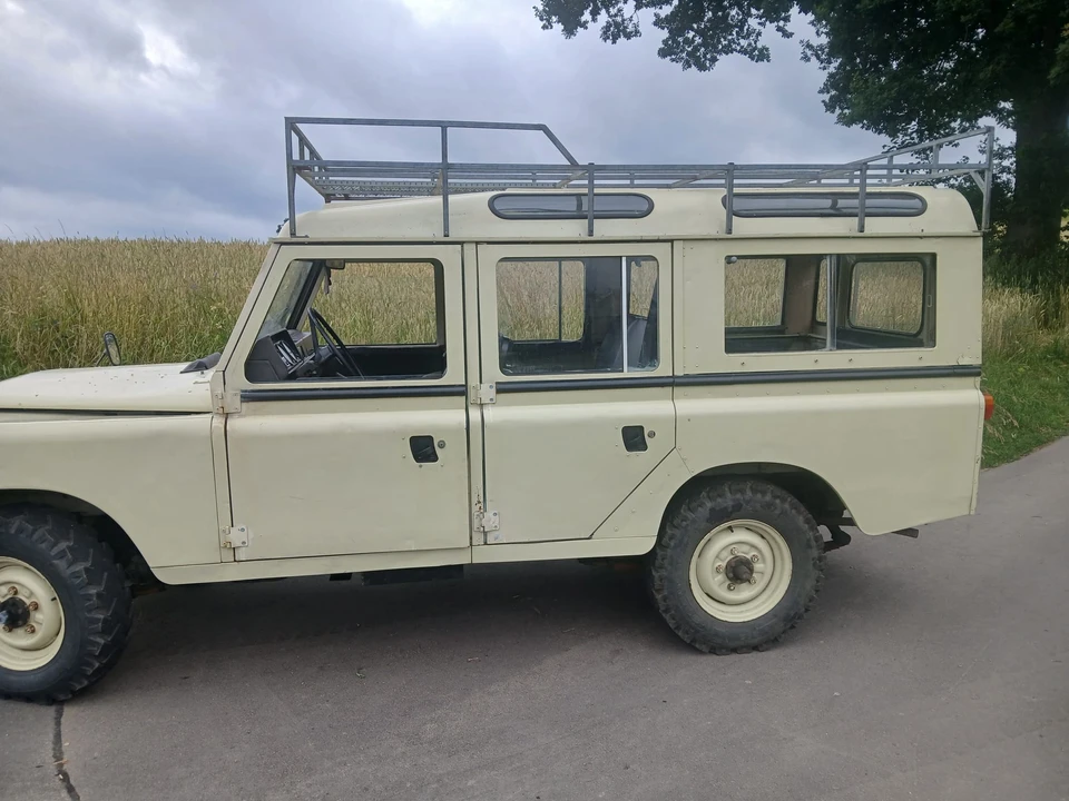 1982 Land Rover Series III 109 - Image 9 of 31