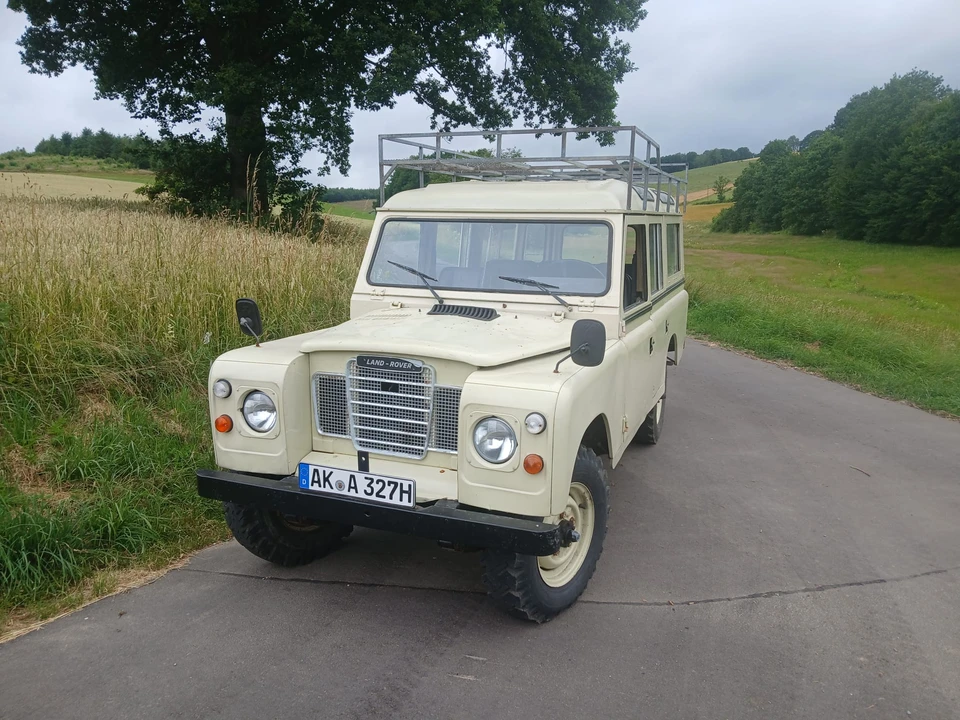 1982 Land Rover Series III 109 - Image 15 of 31