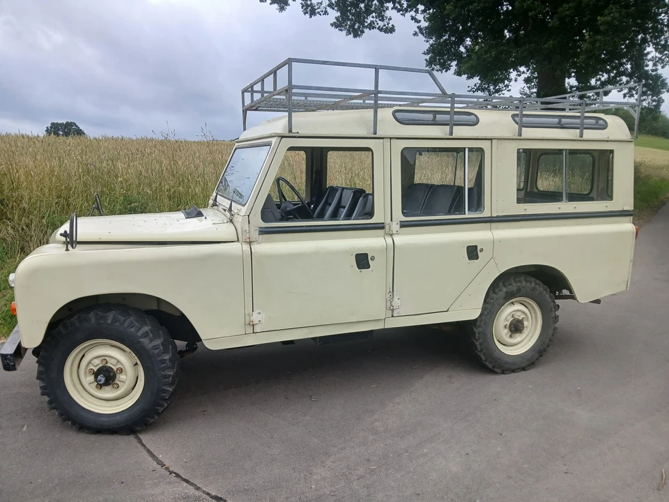 1982 Land Rover Series III 109 - Image 13 of 31