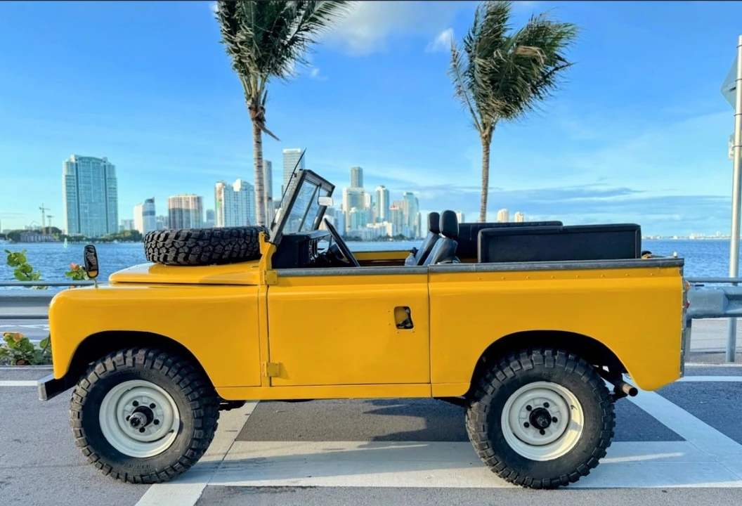 1982 Land Rover Series III 88 - Image 3 of 21