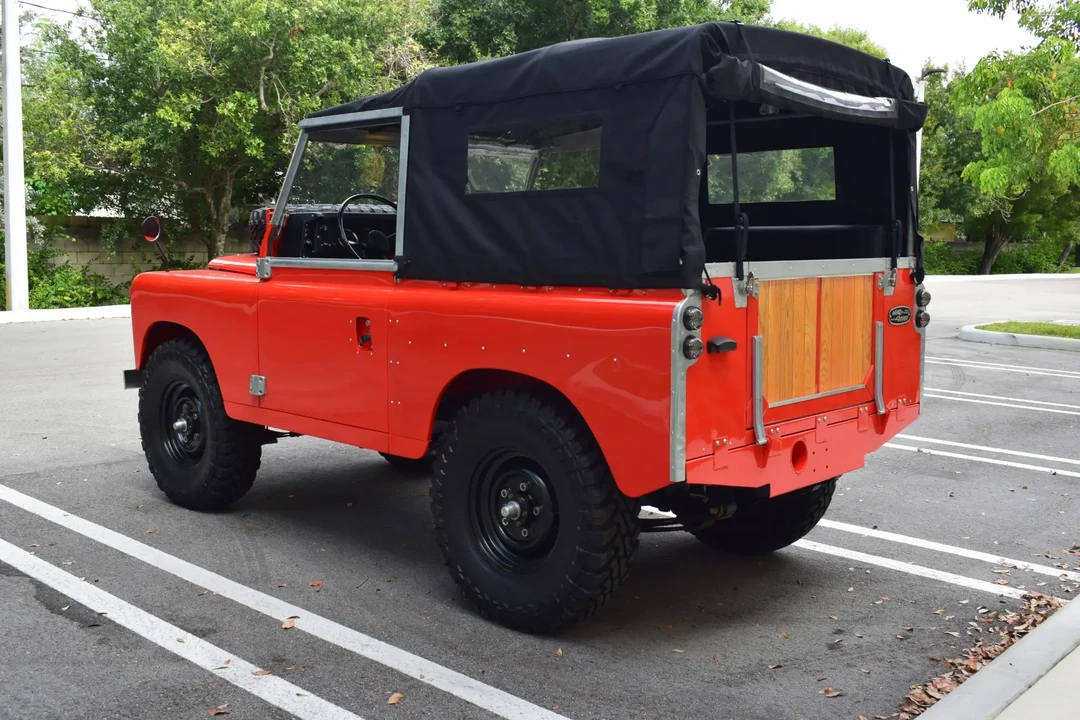 1982 Land Rover Series III 88 - Image 5 of 6