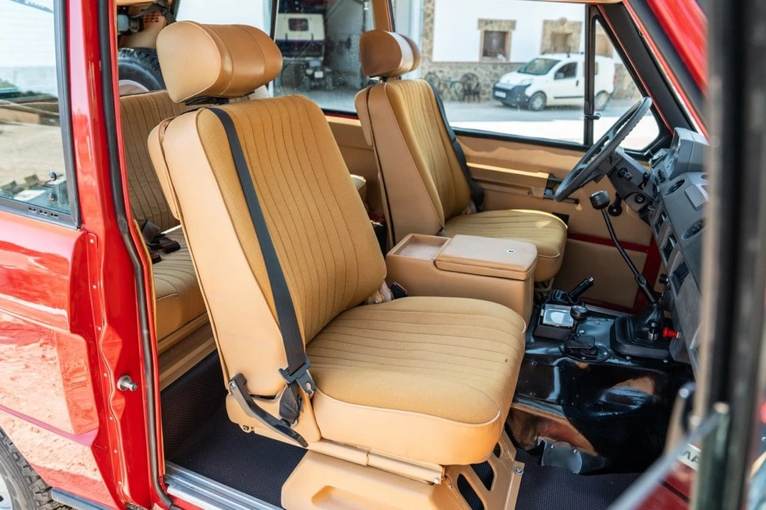 1982 Land Rover Range Rover Classic - Image 25 of 30