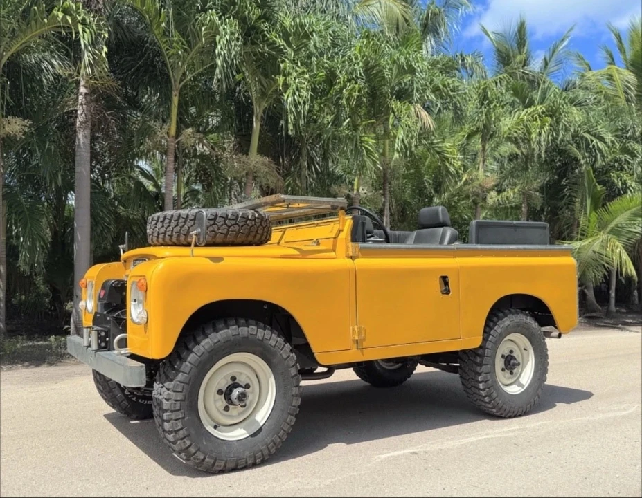 1982 Land Rover Series III 88 - Image 2 of 21