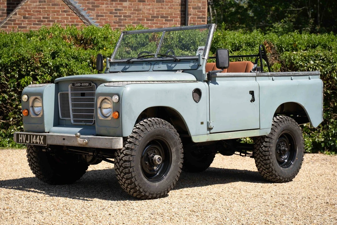 1982 Land Rover Series III 88 - Image 2 of 30
