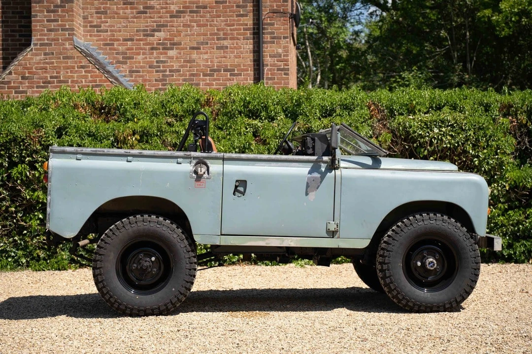 1982 Land Rover Series III 88 - Image 11 of 30