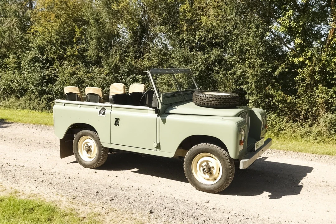 1982 Land Rover Series III 88 - Image 11 of 30