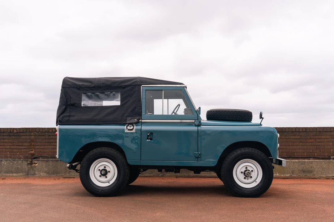 1982 Land Rover Series III 88 - Image 4 of 31