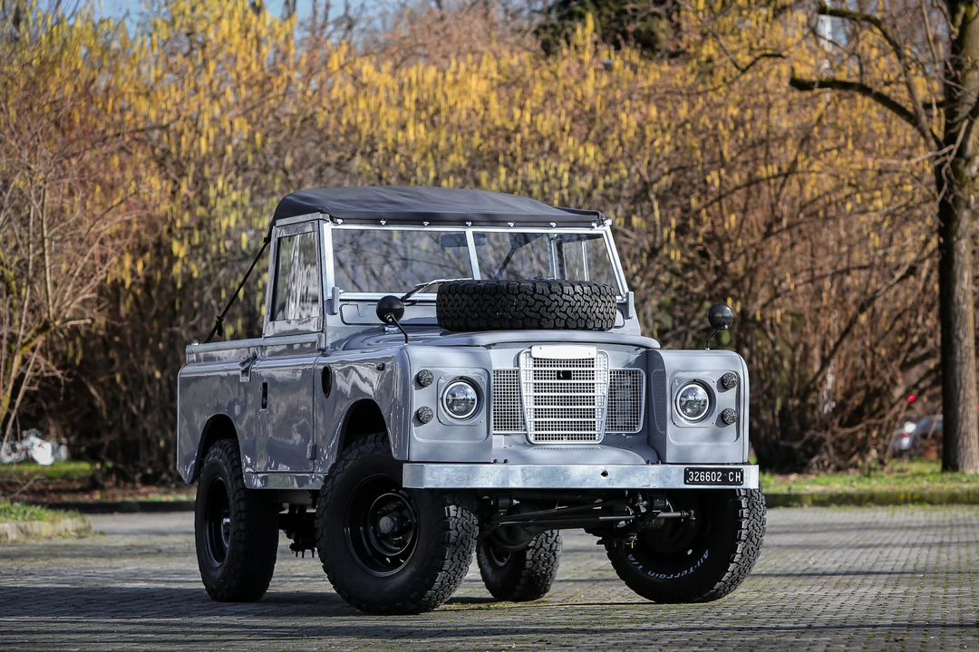 1982 Land Rover Series III 88 - Image 3 of 31