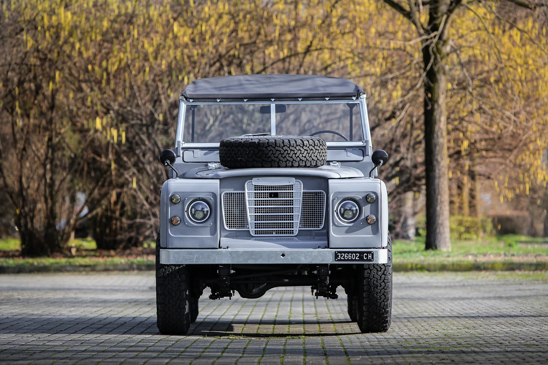 1982 Land Rover Series III 88 - Image 2 of 31