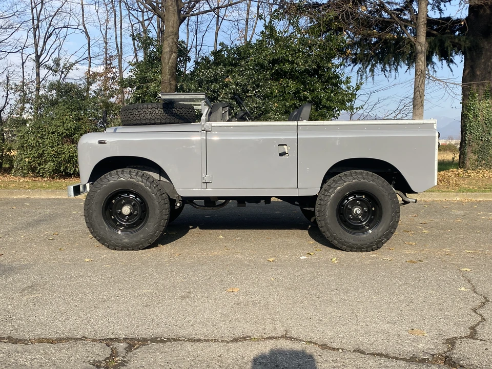 1982 Land Rover Series III 88 - Image 10 of 31