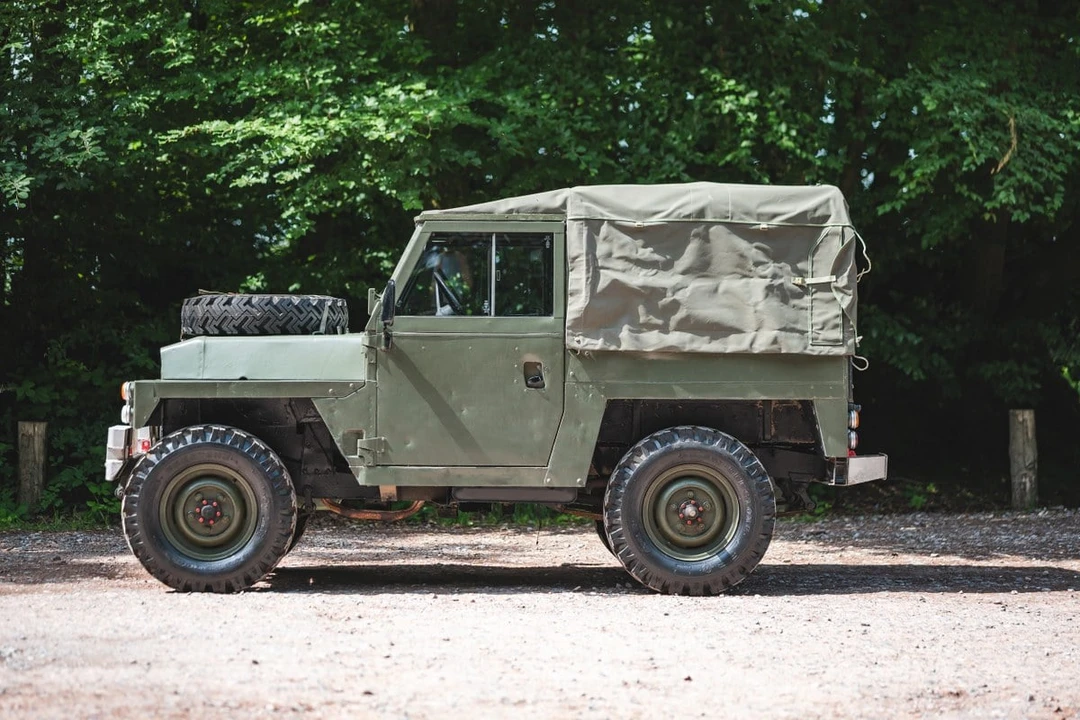 1982 Land Rover Series III 88 - Image 13 of 30