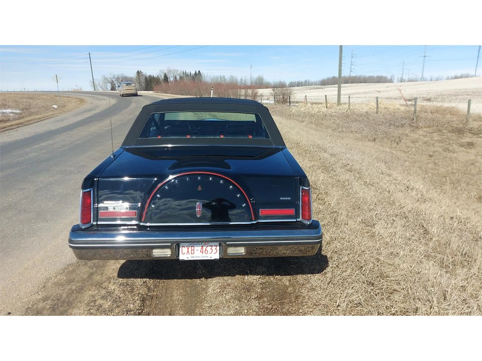 1982 Lincoln Continental Mark VI - Image 7 of 31